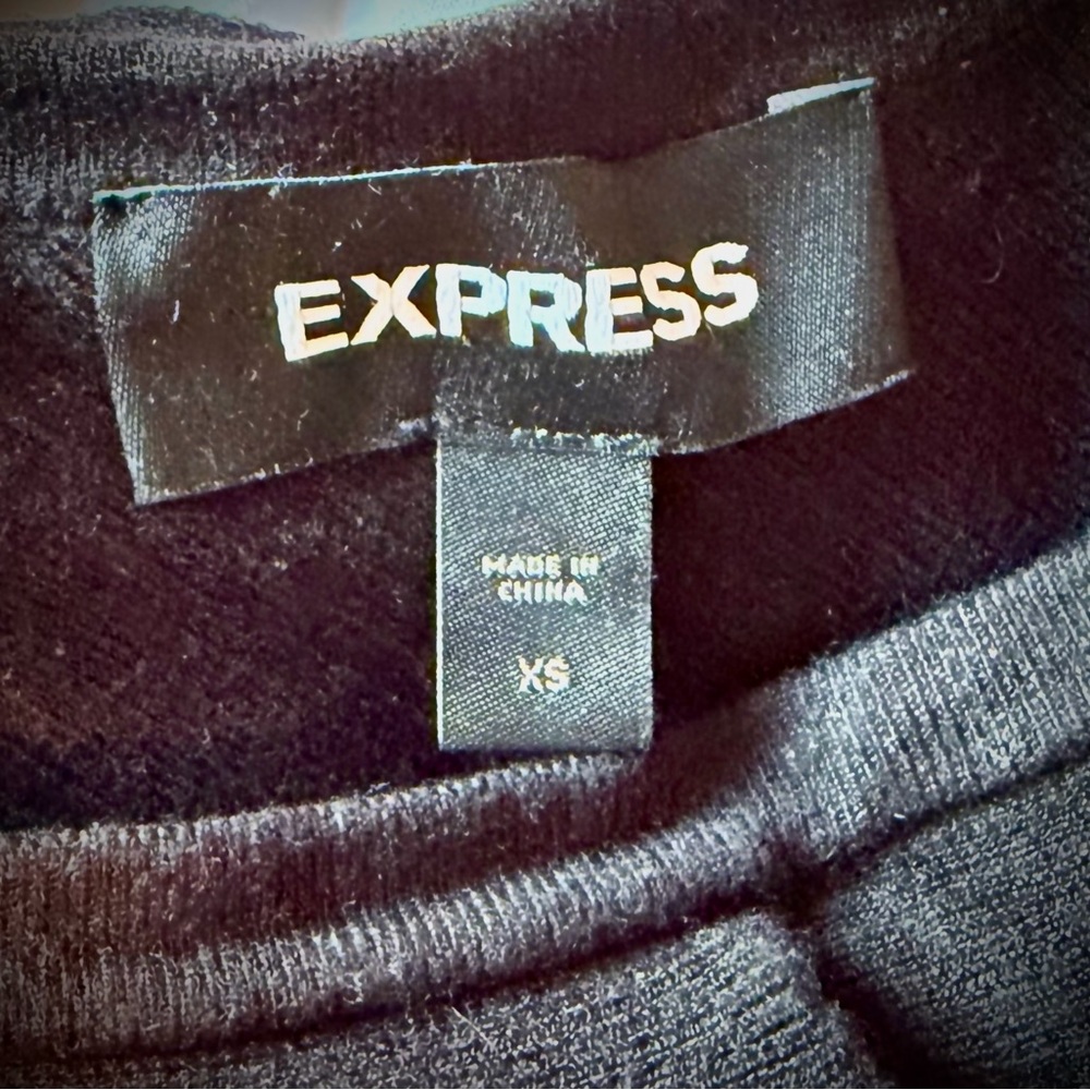 Express Black One-Shoulder Ruffle Crop Top - Picture 7 of 7